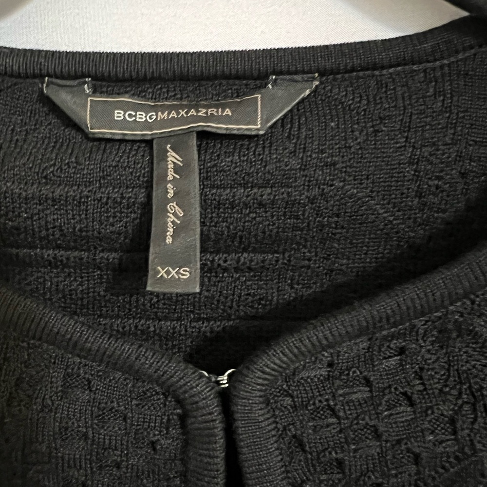 BCBG Maxazria Staci textured black long sleeved cropped cardigan shrug  XXS EUC - Picture 4 of 12